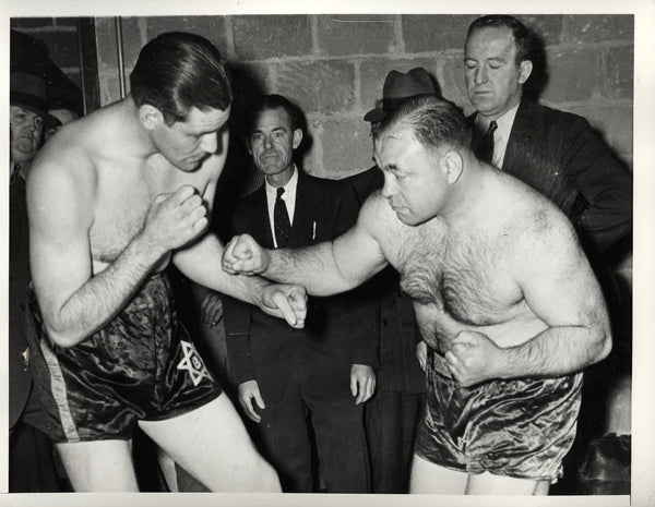 Galento, Tony-buddy Baer Wire Photo (1941-weigh In) – Jo Sports Inc.