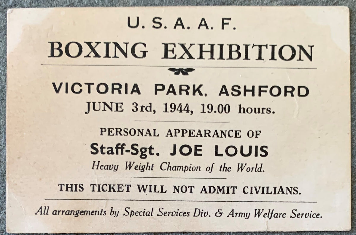 Sgt. Joe Louis in Boxing Exhibition