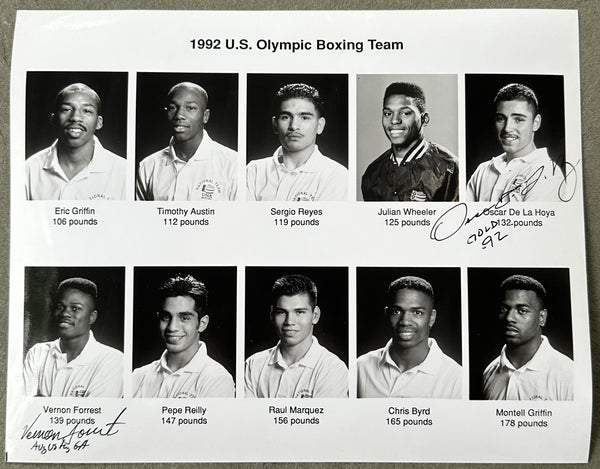 1992 UNITED STATES OLYMPIC BOXING TEAM SIGNED PHOTO (SIGNED BY DE LA HOYA & FORREST)