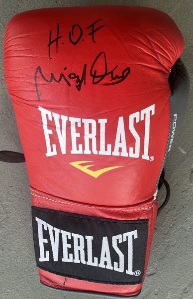 DIAZ, MIGUEL SIGNED BOXING GLOVE