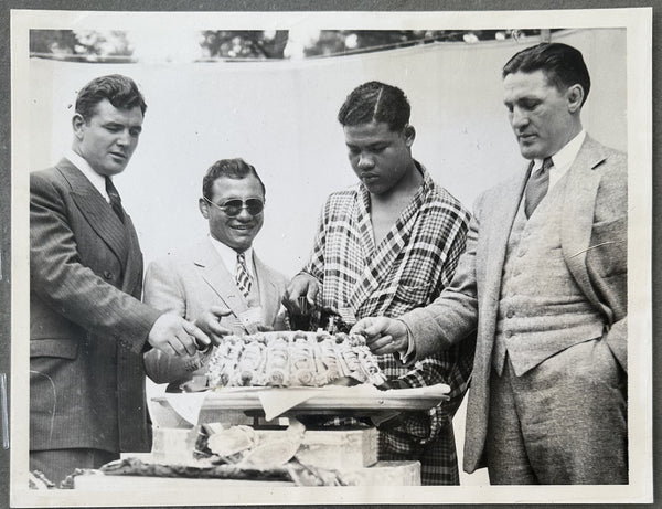 LOUIS, JOE-JAMES BRADDOCK-TONY CANZONERI-TOMMY LOUGHRAN ORIGINAL TYPE 1 PHOTO (1936)