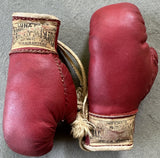 MONZON, CARLOS-BENNIE BRISCOE SOUVENIR MINI GLOVES (1972)