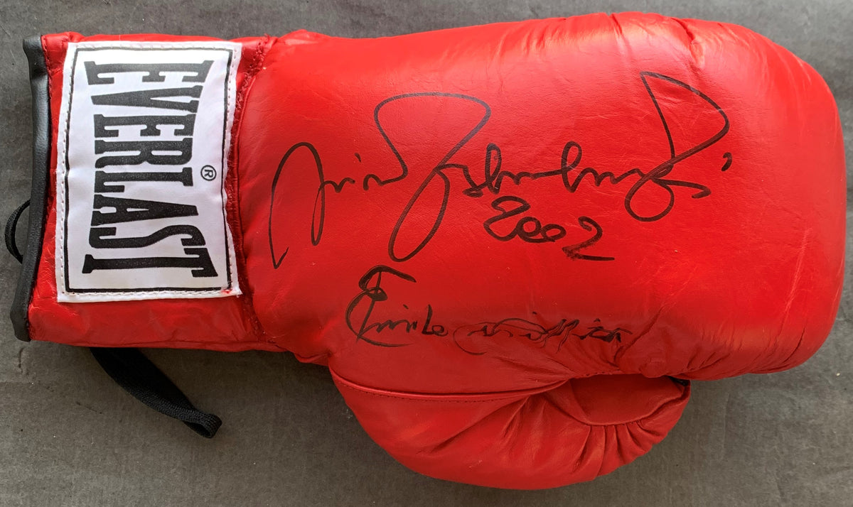 BENVENUTI, NINO & EMILE GRIFFITH SIGNED BOXING GLOVE (IBHOF AUTHENTICA ...